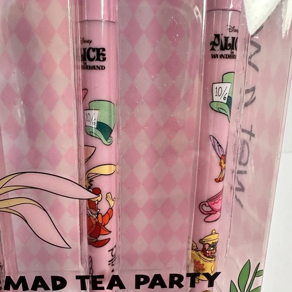 Wet n Wild Disney Alice in Wonderland Mad Tea Party 4 Piece Makeup Brush Set LE
